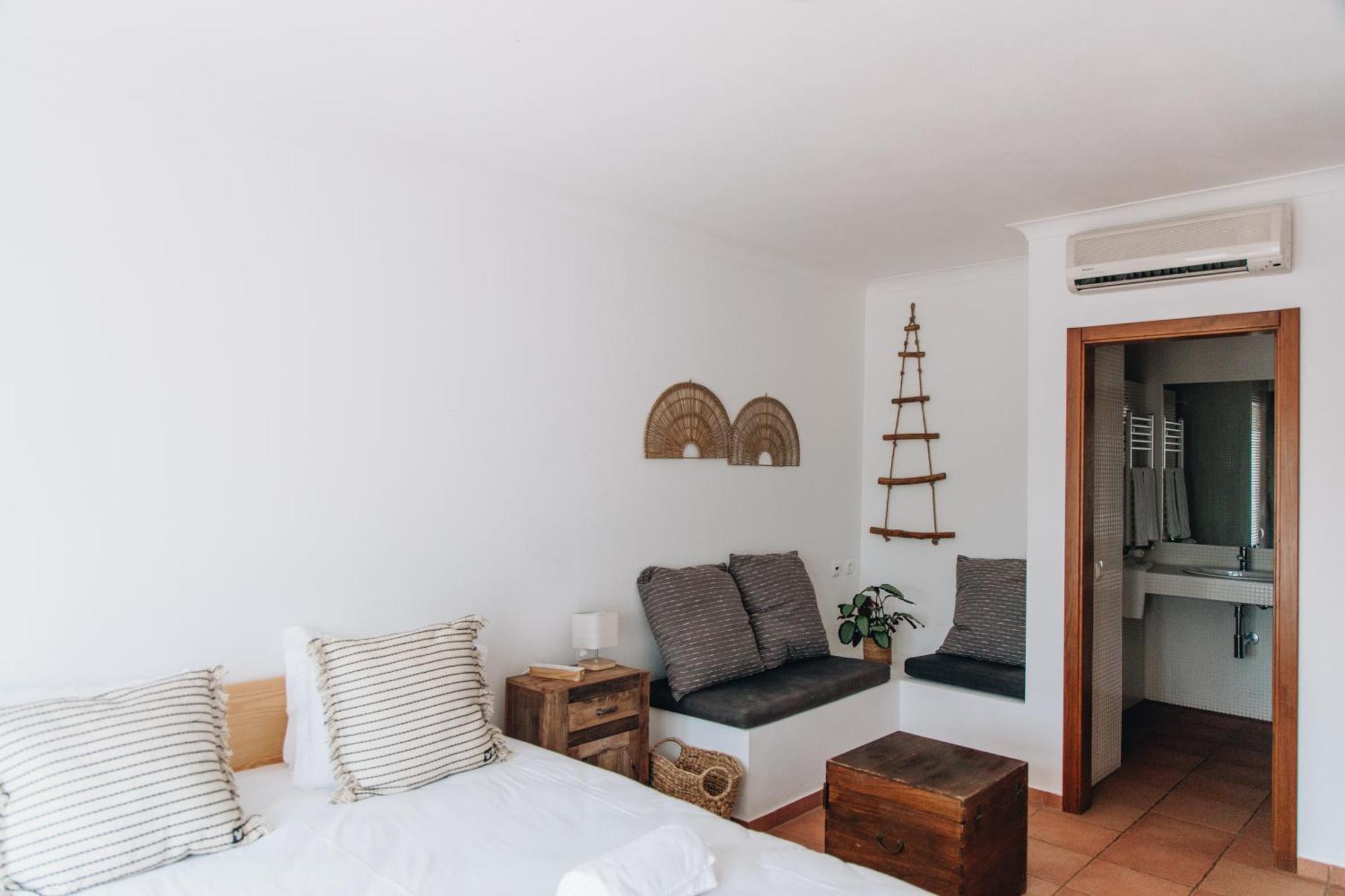 Casa Nook Arrifana Bed and Breakfast Aljezur Buitenkant foto